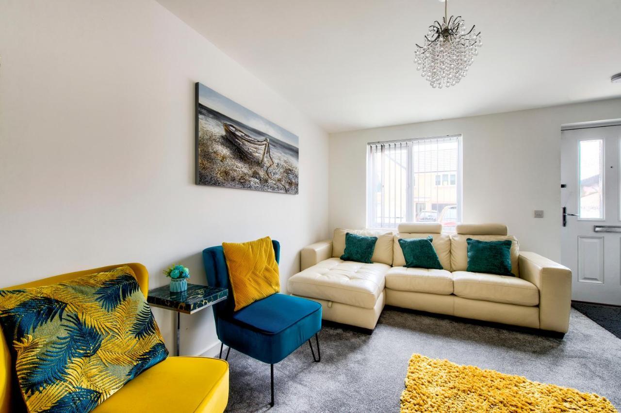 2-Bedroom Holiday Home With Private Garden & Parking EDI Exterior foto