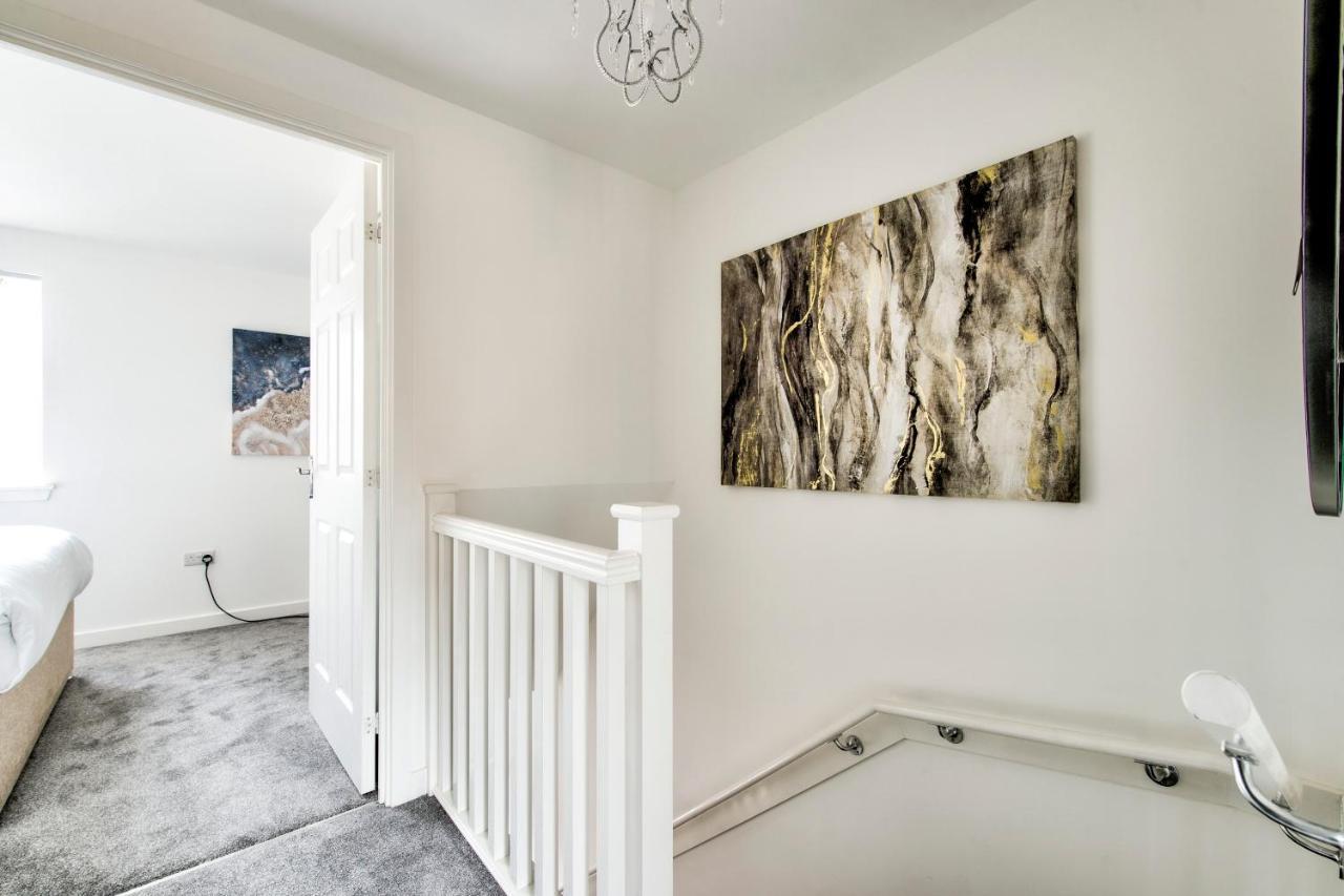 2-Bedroom Holiday Home With Private Garden & Parking EDI Exterior foto