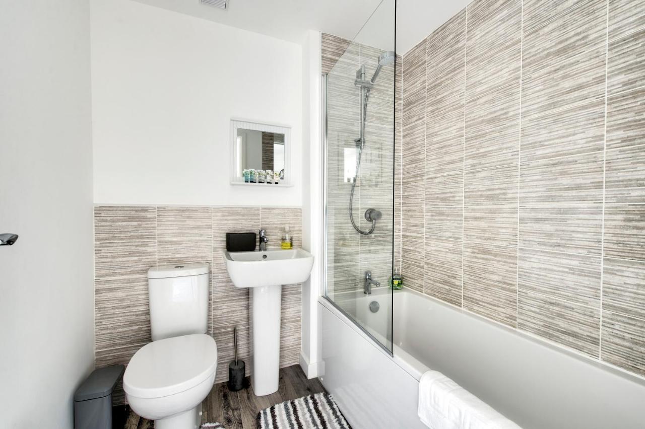 2-Bedroom Holiday Home With Private Garden & Parking EDI Exterior foto